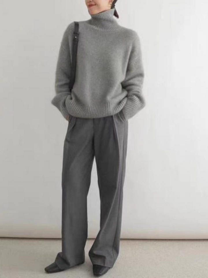 NELE LUXE TURTLENECK SWEATER